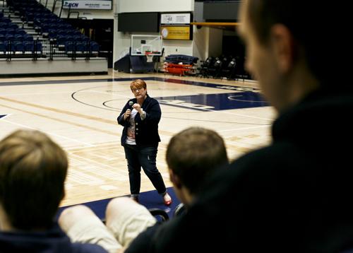 Hazing expert Kim Novak addressed about 150 students in the Smith Center Tuesday. Elise Apelian | Senior Staff Photographer