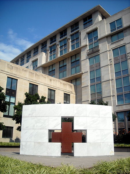 The Red Cross headquarters on E Street. Photo used under the Wikimedia Commons license