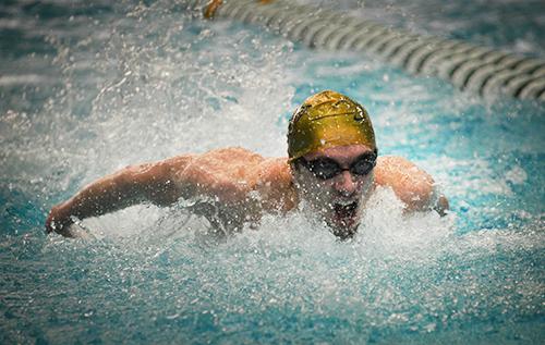 Colonial swimmers fall to George Mason in final meet before A-10’s