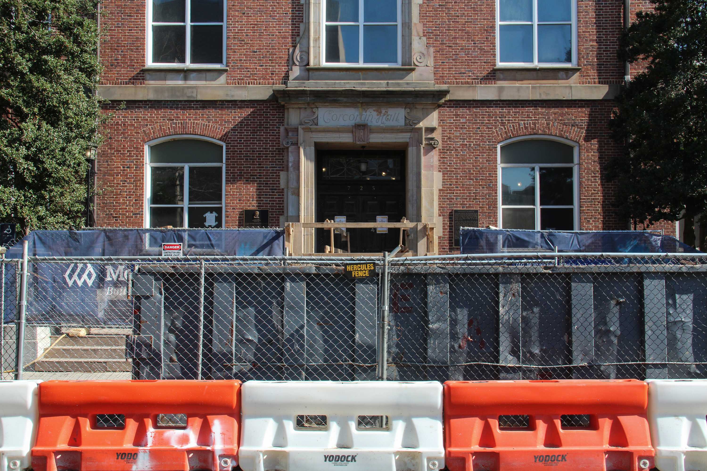 Corcoran Hall Construction Workers Accused Of Street Harassment The Gw Hatchet