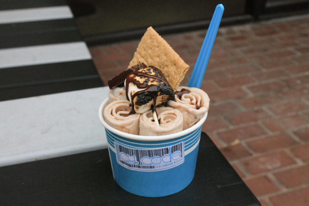 Best food for your Instagram: Icy Code ice cream rolls