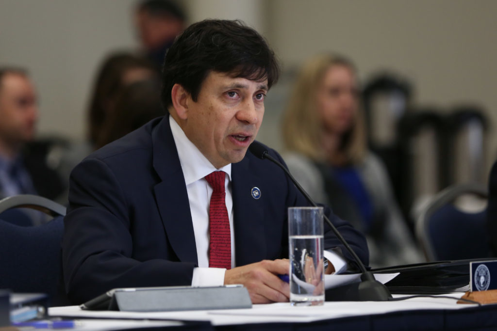 Board of Trustees Chairman Nelson Carbonell announced at a Faculty Senate meeting Friday that the Board’s quaterly meetings will be open to the public.