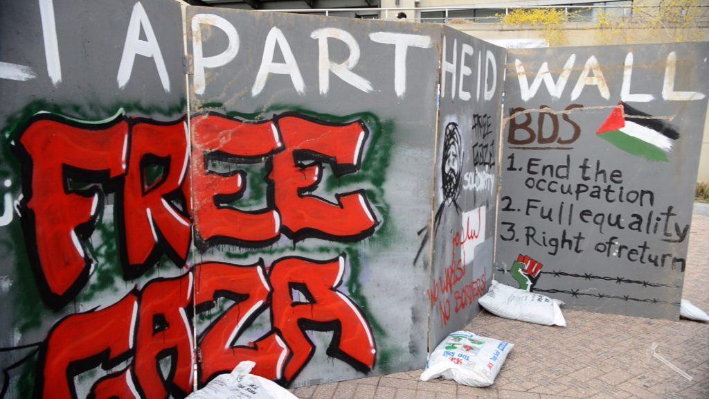 Students for Justice in Palestine build apartheid wall in Kogan Plaza