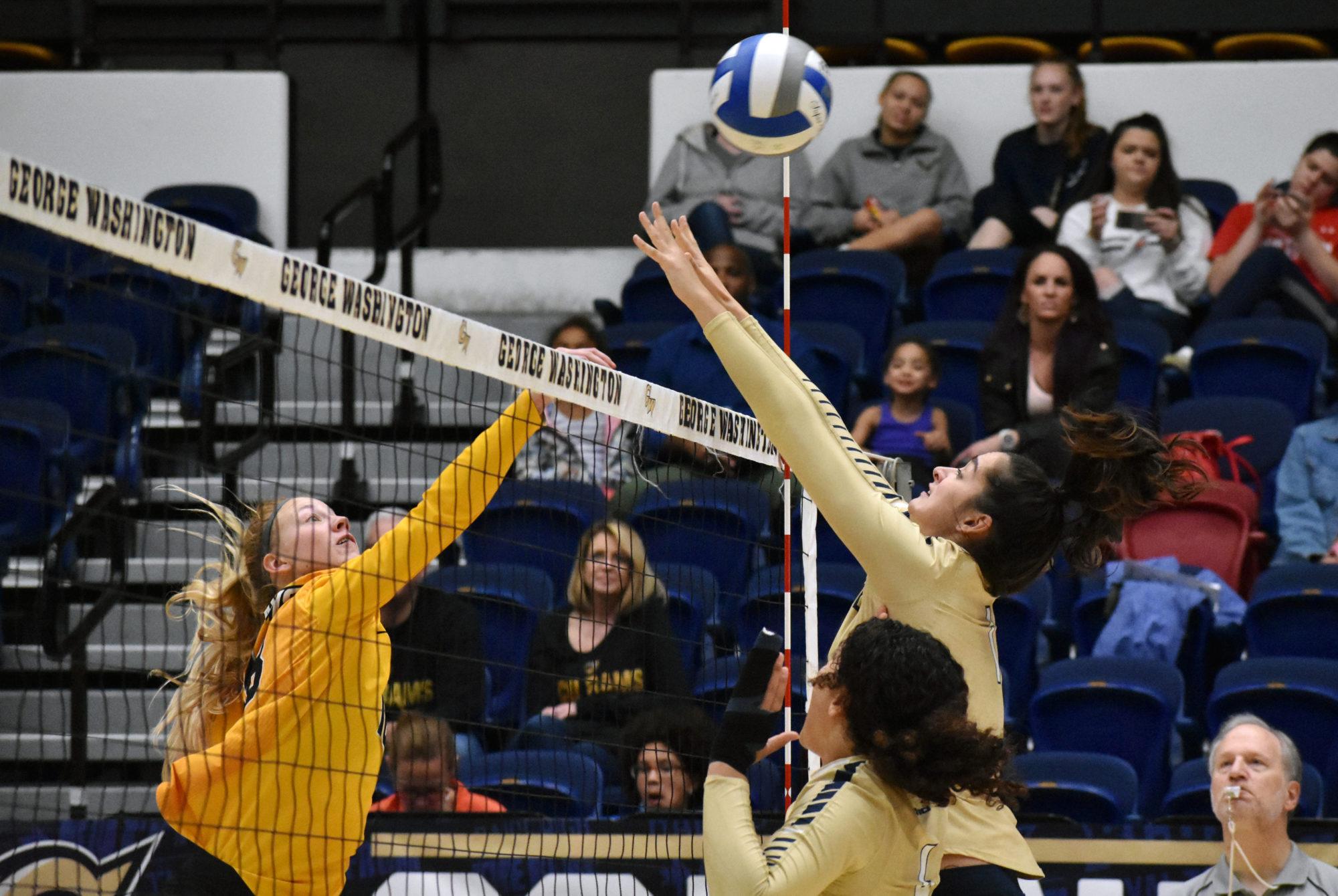 VCU sweeps volleyball in tightly contested sets The GW Hatchet