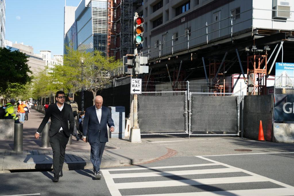ANC commissioners voted on a resolution Wednesday requiring the International Monetary Fund to open a section of H Street that closed for construction six years ago. 