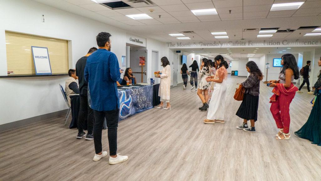 As part of their annual New Student Welcome Dinner, GWs South Asian Society hosted ”Met Gala: Desi Edition.” Student watched Desi performances, ate traditional South Asian food and celebrated the Desi community at GW.
