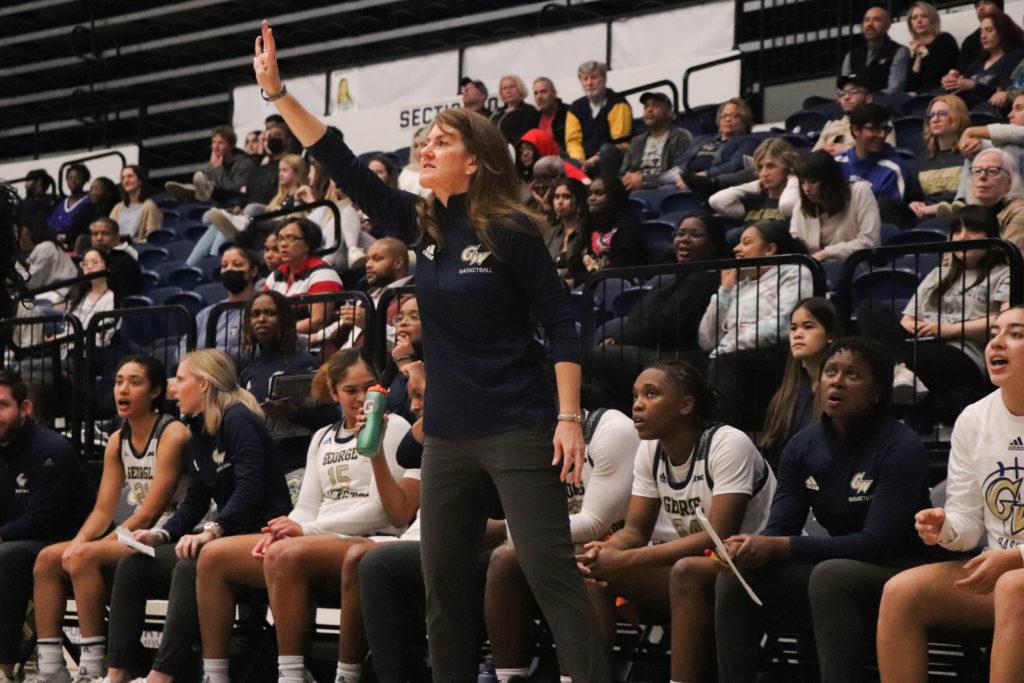This win marked Head Coach Caroline McCombs’ 150th in her collegiate career, after recording 130 victories over seven seasons at Stoney Brook and now 20 wins with the Colonials.