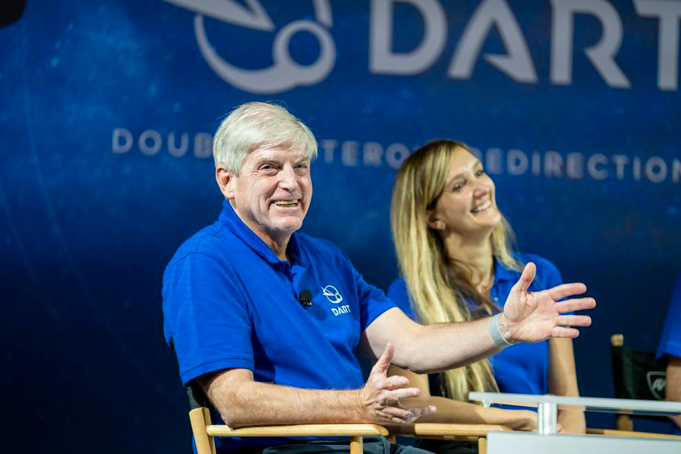 GW alum Edward Reynolds sits alongside Double Asteroid Redirection Test Mission Project Manager Elena Adams during a press conference at Johns Hopkins.
