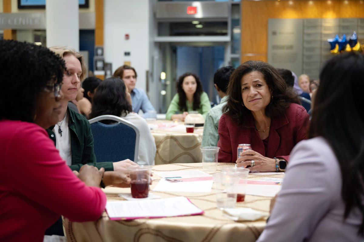 Associate+Provost+for+Diversity%2C+Equity+and+Community+Engagement+Helen+Cannaday+at+Thursdays+Interfaith+Dinner.