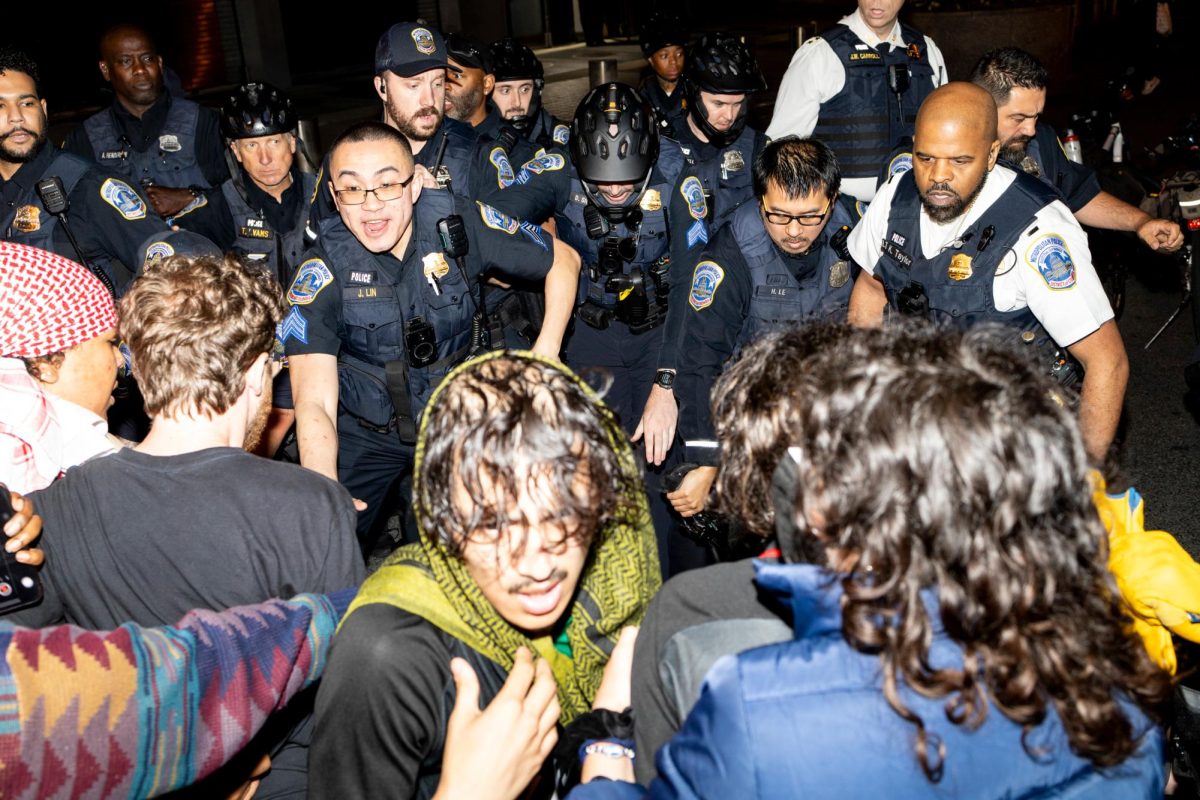 Live coverage: MPD arrests more than 30 protesters, D.C. officials say