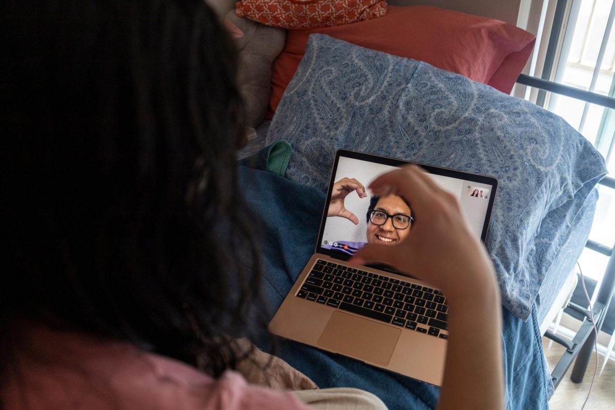 Emma Ramos and Elias Muniz show their love over FaceTime.