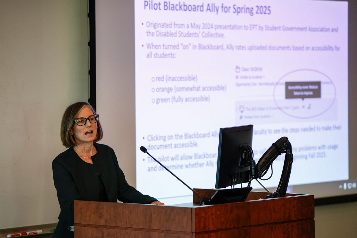 Faculty senator and co-chair of the Education Policy & Technology Committee Sarah Wagner presents the Blackboard Ally program at the November Faculty Senate meeting.