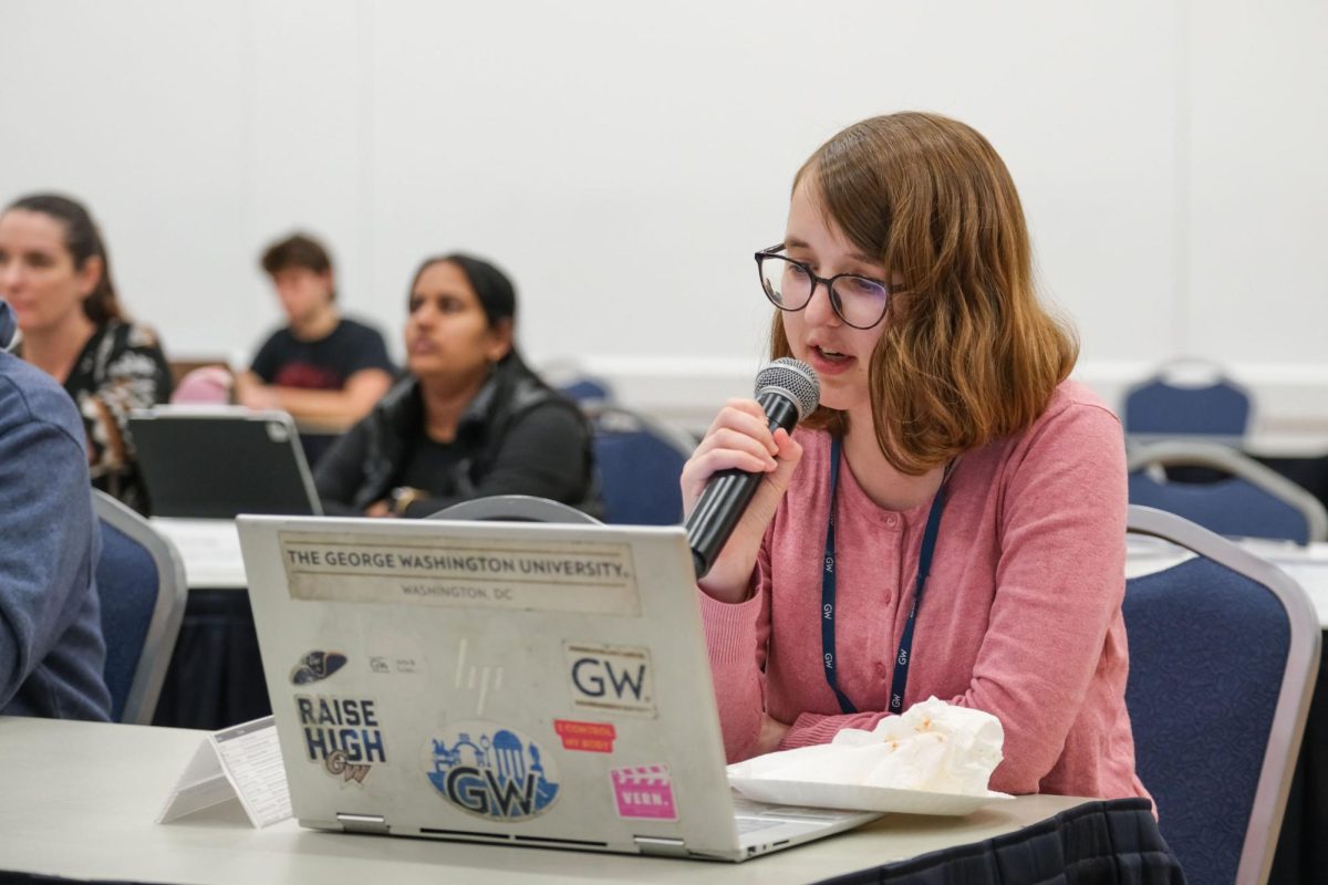 Sen. Sophie Munson (CCAS-U) speaks during an SGA meeting in November.