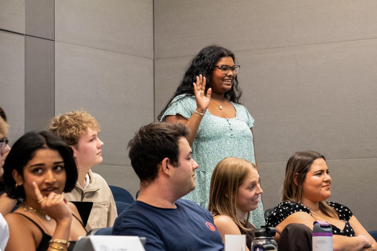 Sen. Shadhvi Gowrisankar (CCAS-U) swears in as pro tempore of the SGA Senate. 